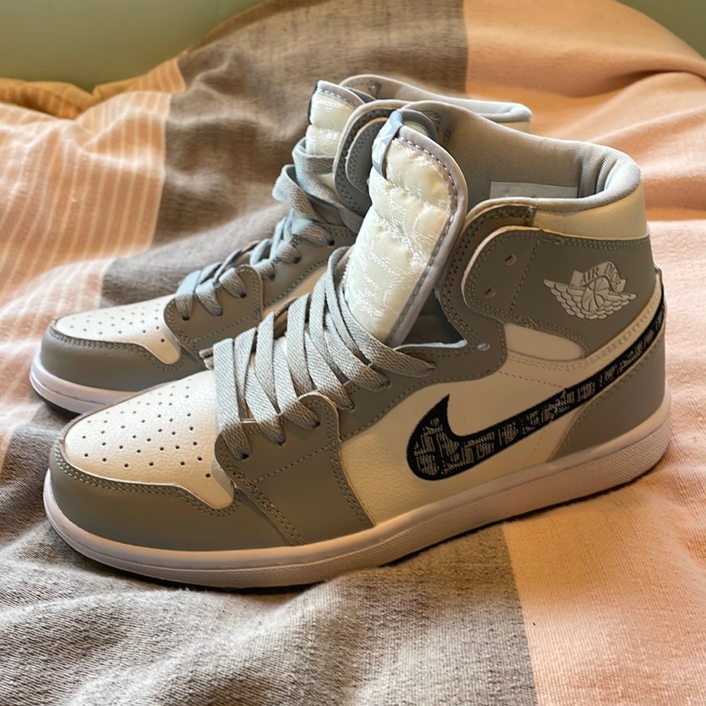 DH gate Dior Jordan’s